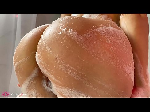 ❤️ Brünett masturbeerib tussu vibraatoriga intensiivse orgasmini duši all ❌ Kaunis porno at us ️❤